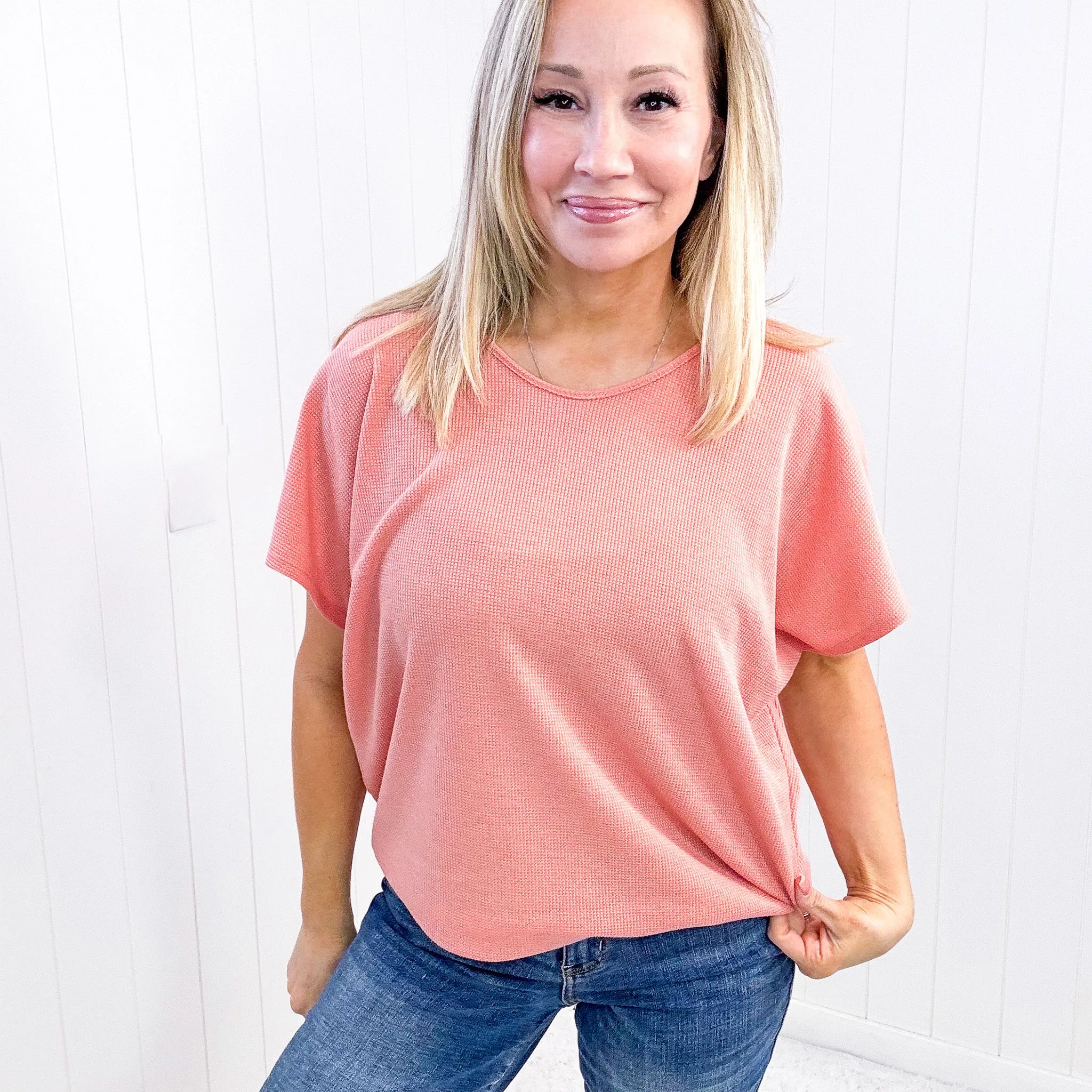 Andree By Unit Waffle Knit Short Sleeve Top In Apricot