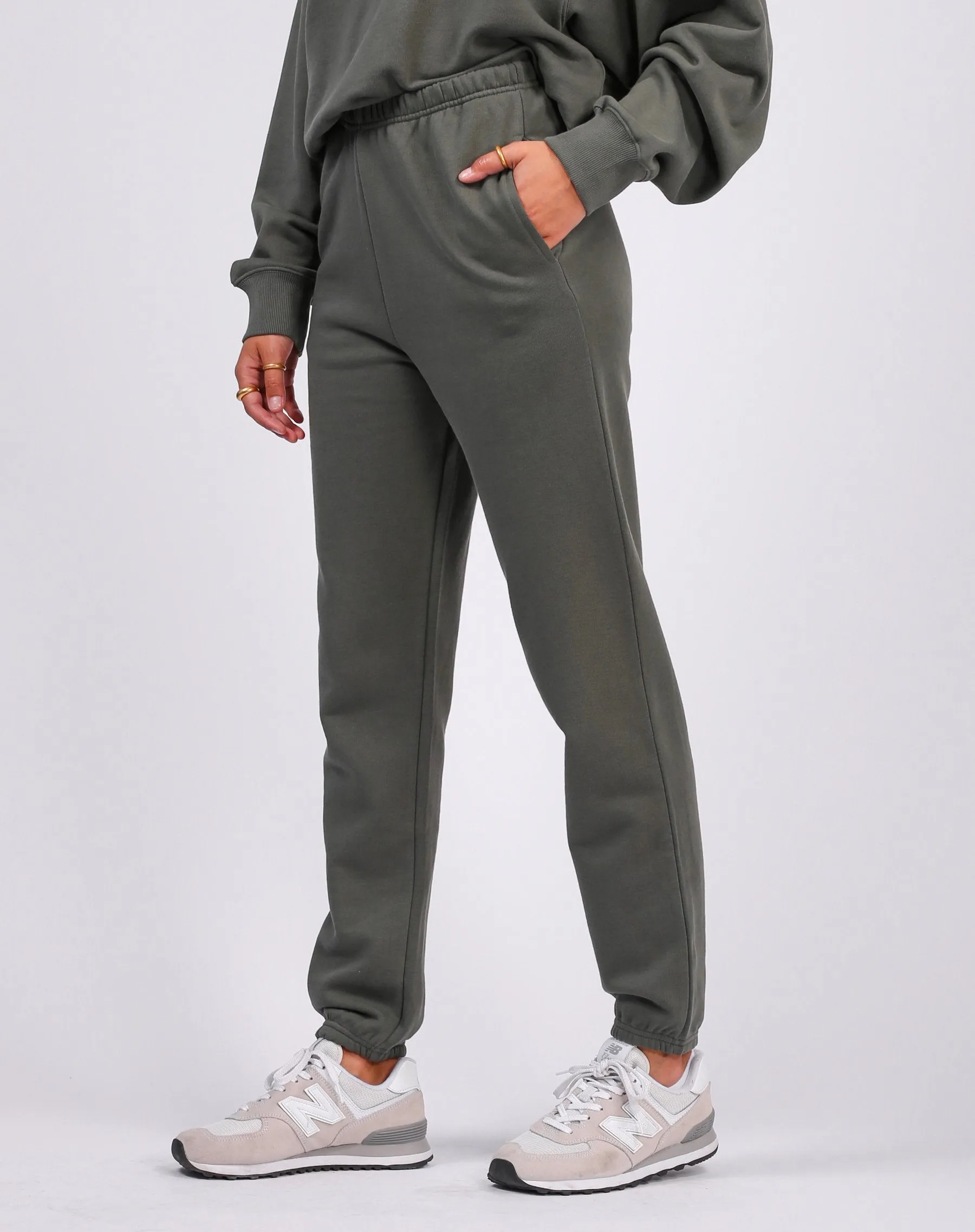 Brunette The Label Best Friend High Rise Jogger | Fern   Sand