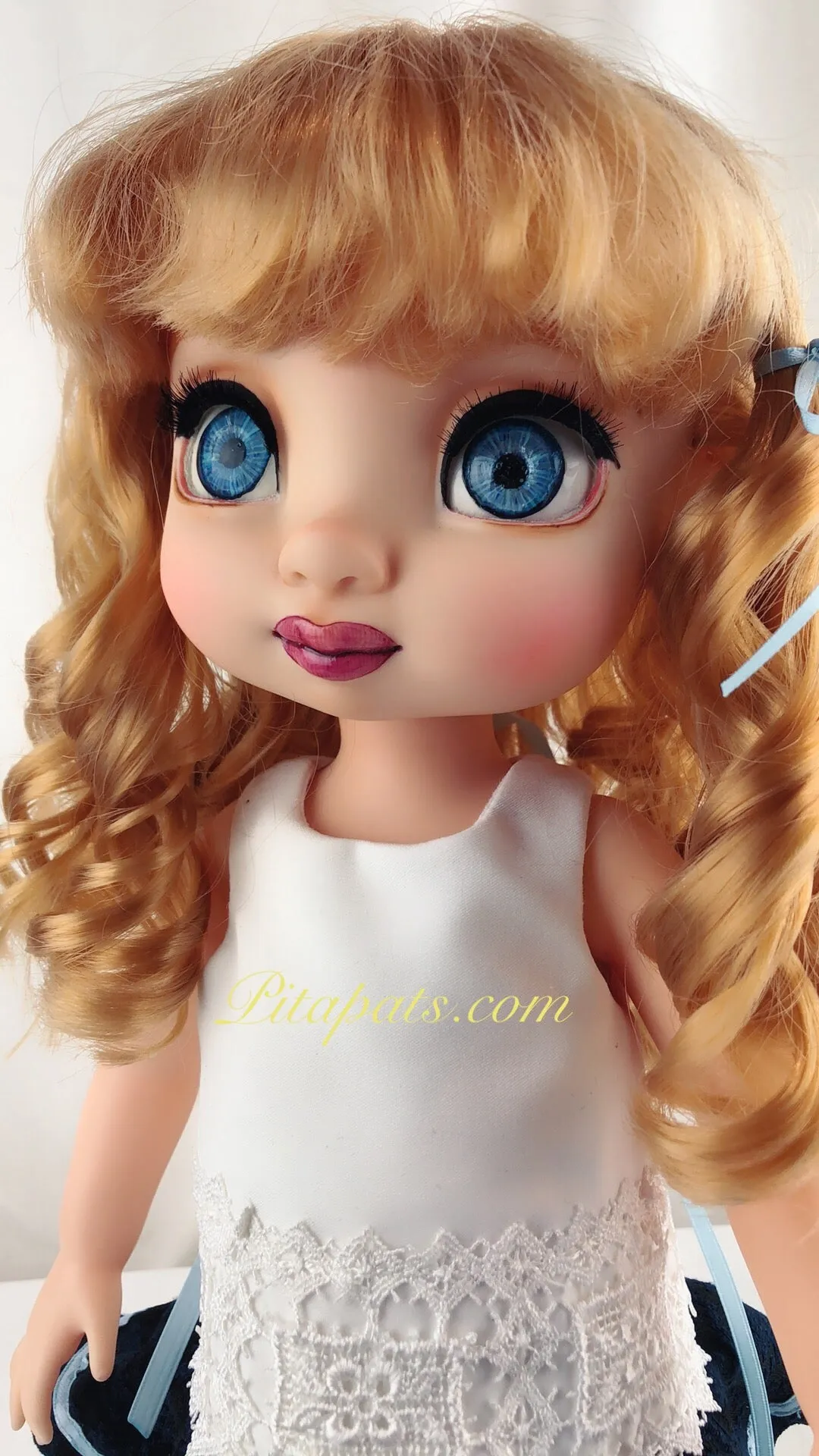 Custom Disney Animator Doll - Aurora from The Sleeping Beauty