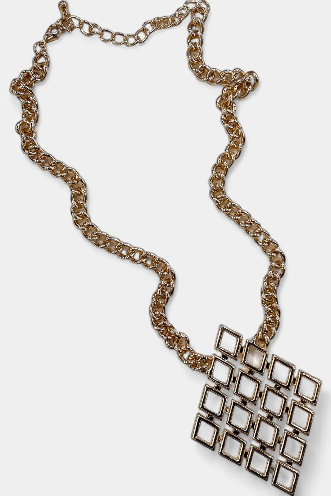 Gold Argyle Pendant Necklace