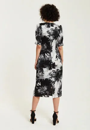 Liquorish Mono Abstract Print Knot Front Midi Dres