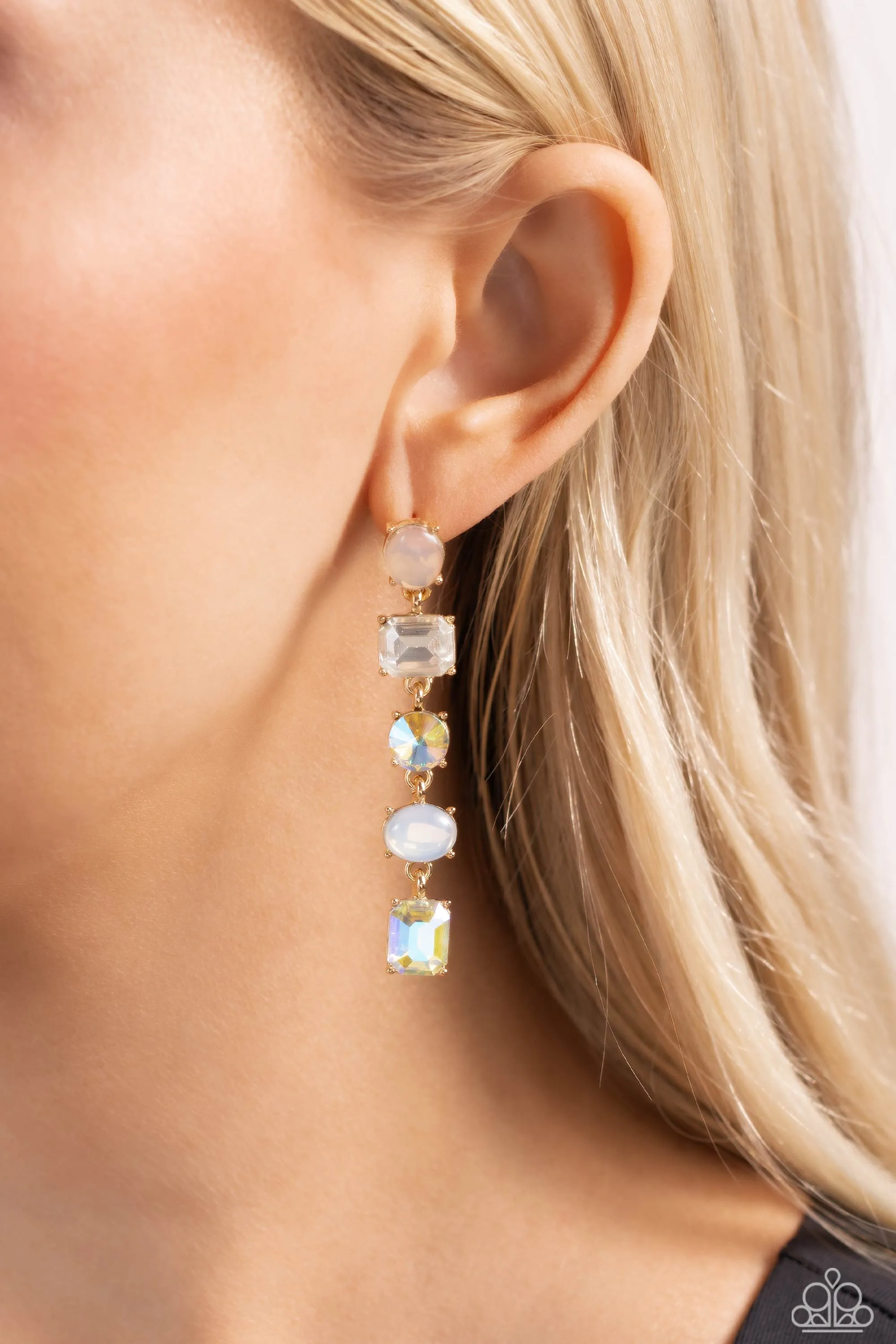 Paparazzi Sophisticated Stack Gold Post Earrings