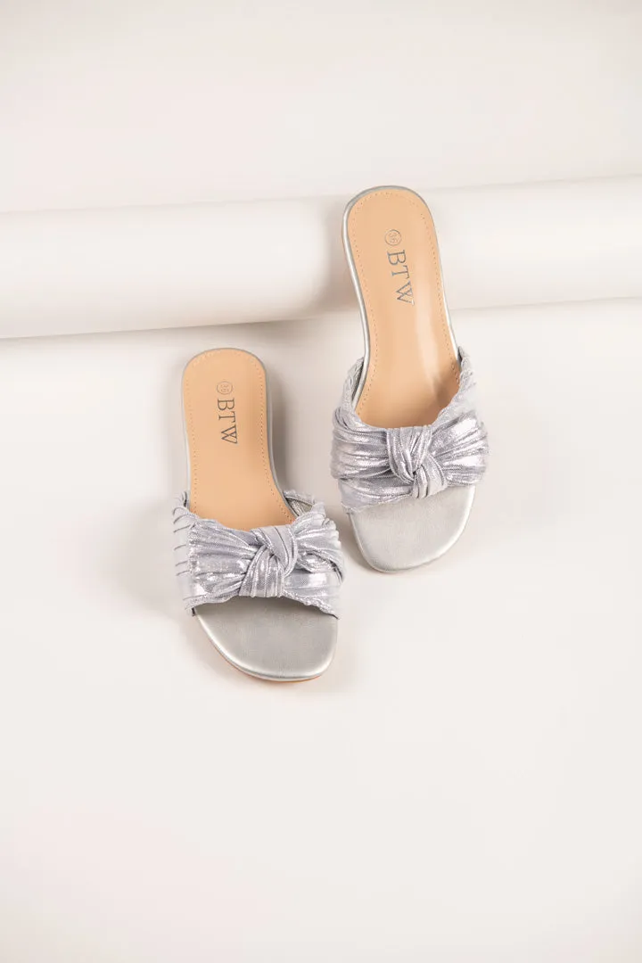 TWINKLE BOW SLIDES